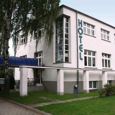 Amarillo Hotel Фельтен Экстерьер фото